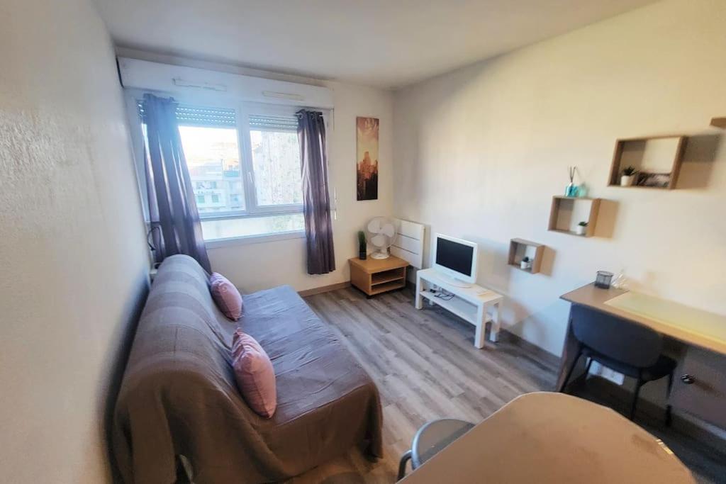 Fully Equipped Apartment St Charles Station Марсель Экстерьер фото